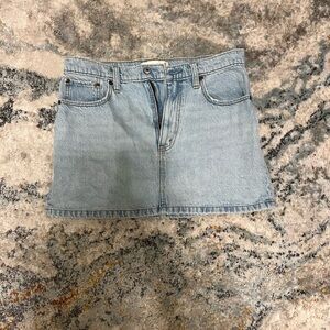 Womens Abercrombie & Fitch Jean Skirt size 29